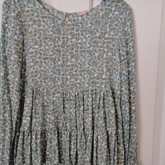 Ladies Ruffled Blouse - Picture 2 of 11